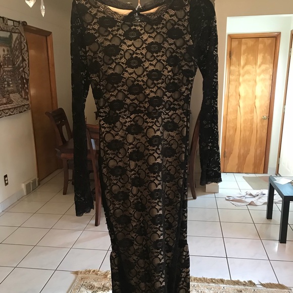 Black prom dresses - Picture 2 of 3